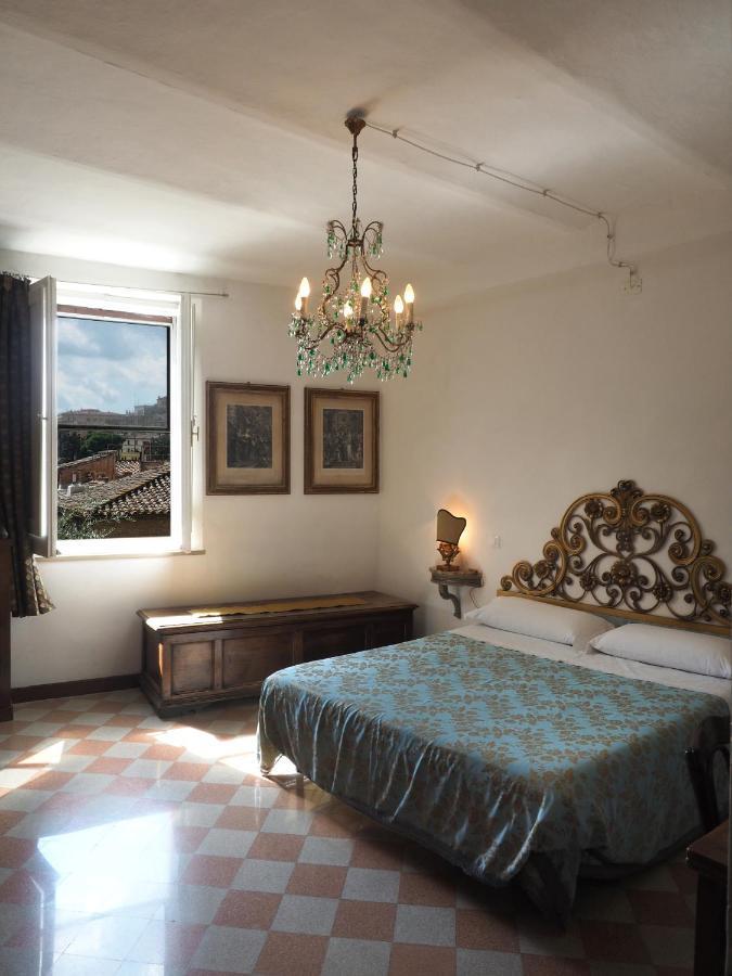 Azzi B&B Comfortably, In The Quietness Of The Perugia Historical Centre Extérieur photo